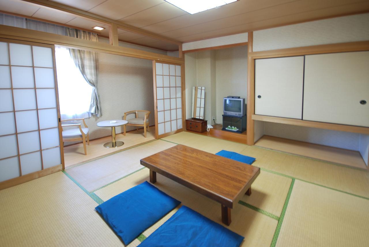 Taku City Hotel Matsuya Саґа Екстер'єр фото
